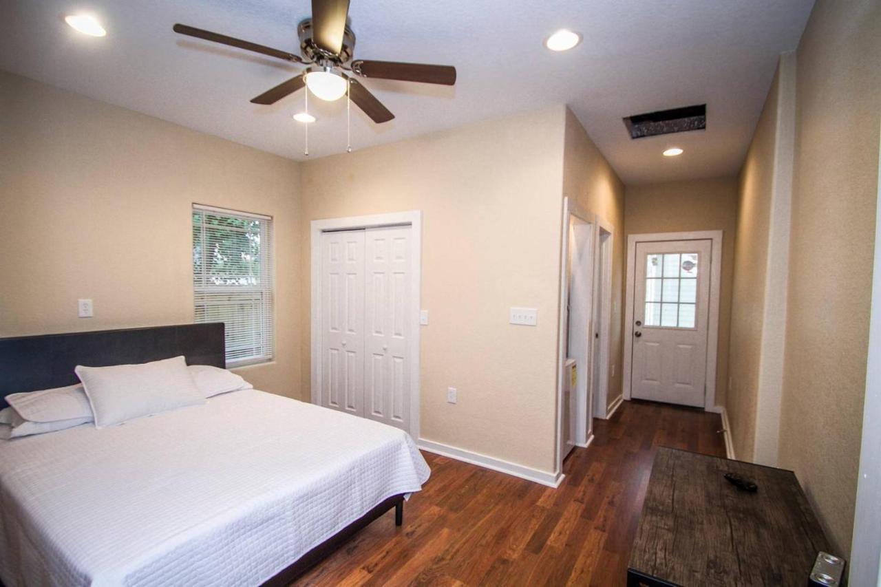 Appartement Hackberry St #A Renovated 2Br/2Ba Near Downtown à San Antonio Extérieur photo