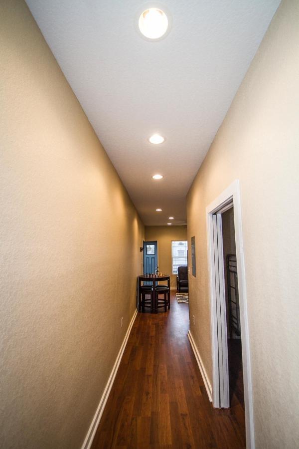 Appartement Hackberry St #A Renovated 2Br/2Ba Near Downtown à San Antonio Extérieur photo